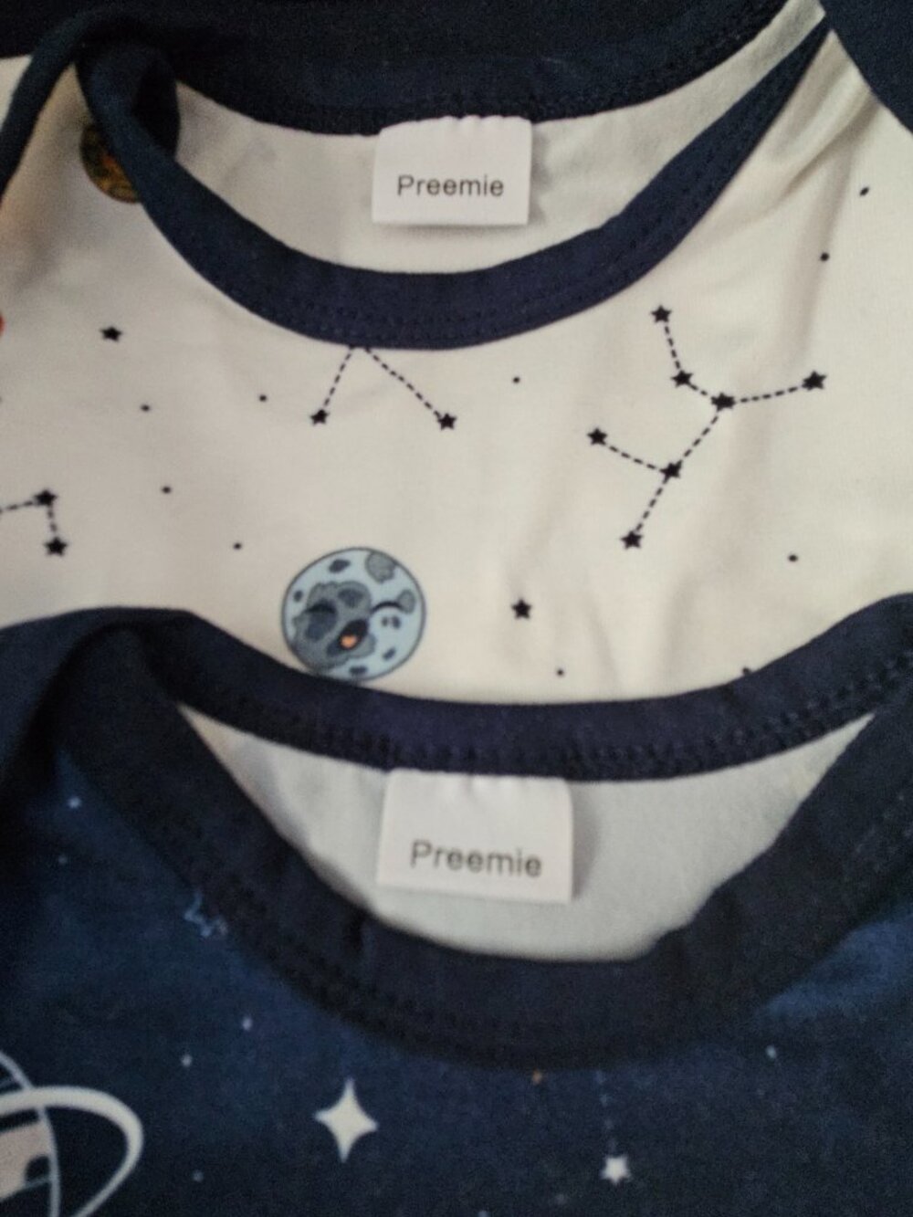 Infant Preemie Onesies W/ mittens & Knit Hats - Picture 4 of 4